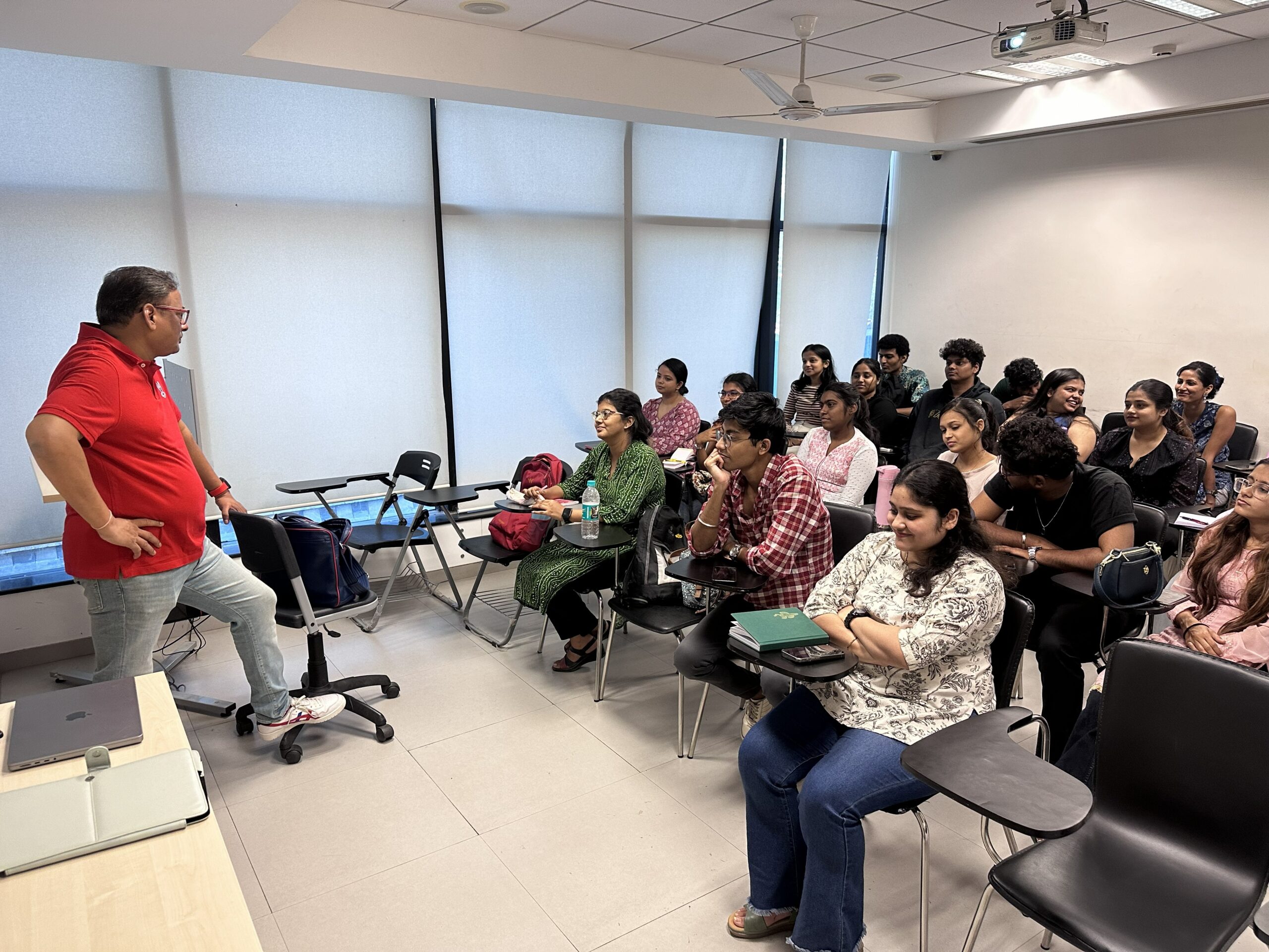 Sampath Iyengar teaching LinkedIn class at St Pauls College Bandra Mumbai
