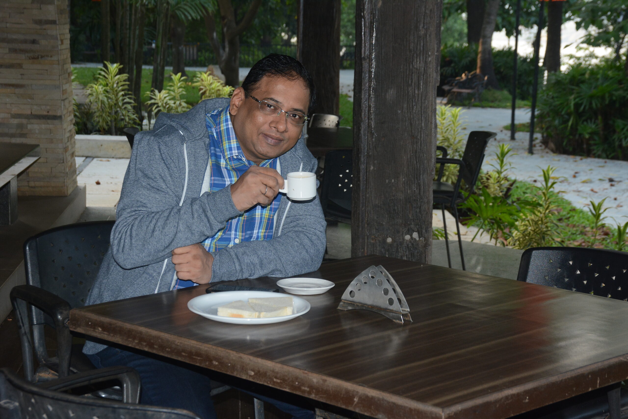 Sampath Iyengar with tea at Rotary learning conference trainer